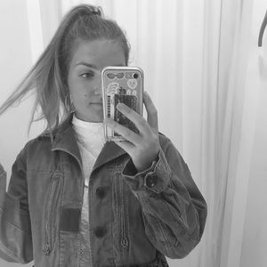 Meet your Posher, Nora